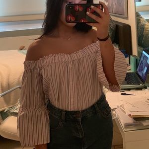 3/4 sleeve blouse with buttons.